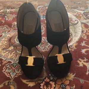 Authentic Salvatore Ferregamo Black Shoes